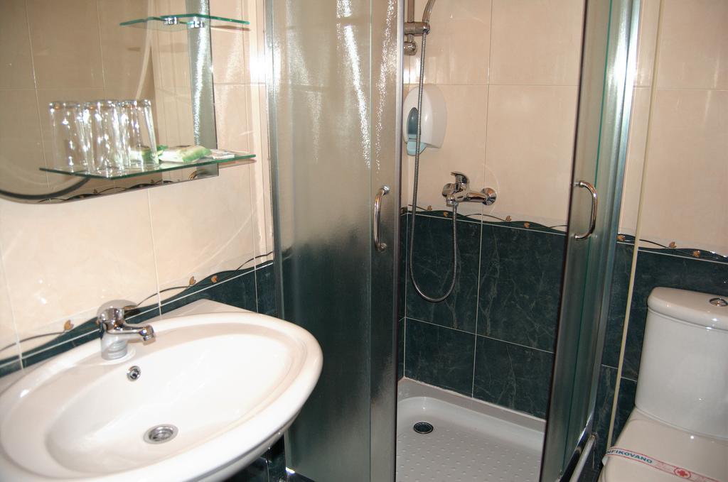 Guest House Prenociste Piccolina Сомбор Экстерьер фото